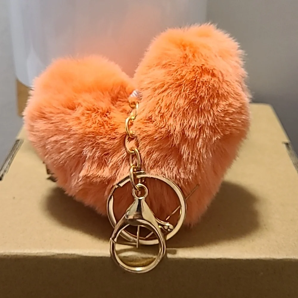 Fuzzy Heart Keychain Purse Charm Bag Charm Fluffy Orange‎ NEW Ladies